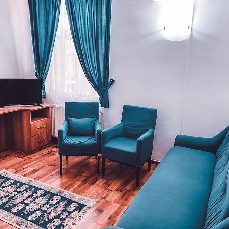 Vila Royal Hotel Sighetu Marmatiei Luaran gambar